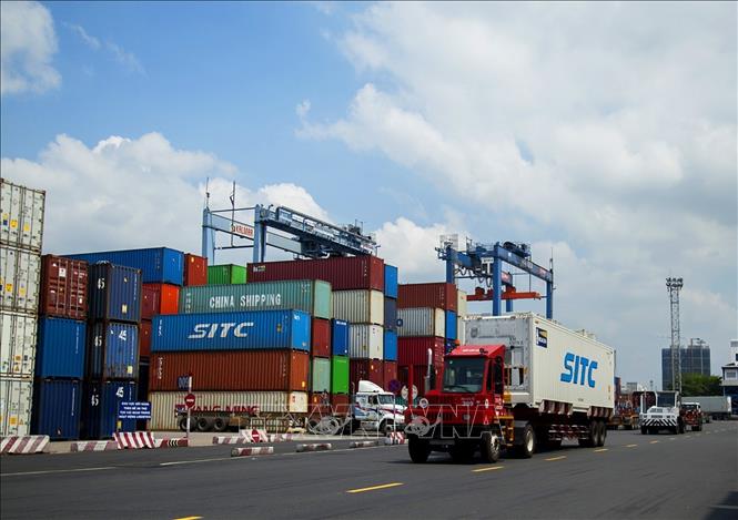 Vietnam enjoys trade surplus of US$2.82 billion in Jan-Feb