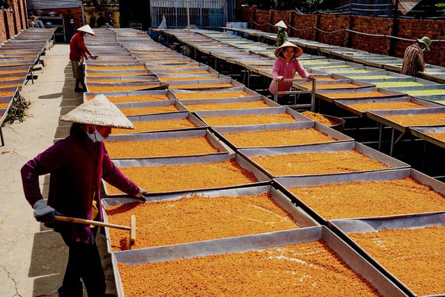 The profession of making Tay Ninh specialties has just become a “national intangible cultural heritage”: It turns out to be a favorite dish of young people.