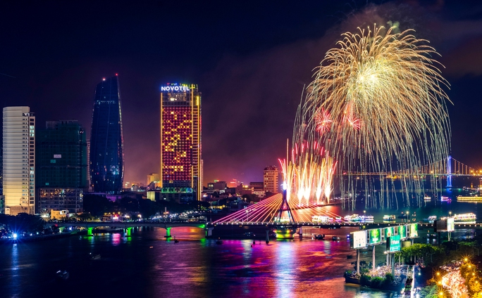 Danang int’l fireworks festival to make comeback in June