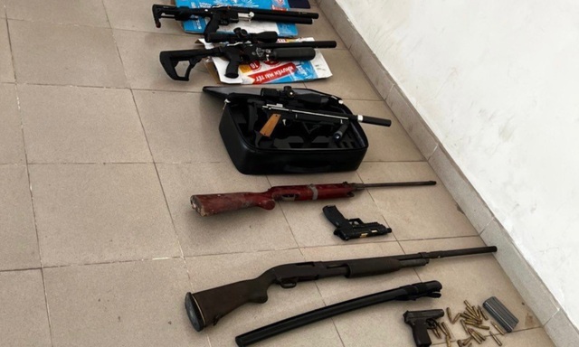 Dong Nai police seize 14 guns from gun trafficking ring