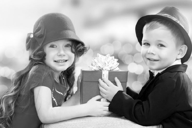 Here’s the best gift idea for your woman on the International women’s day