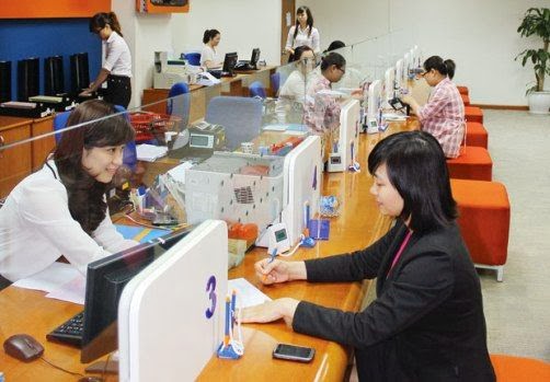 Over 20 banks lower deposit rates