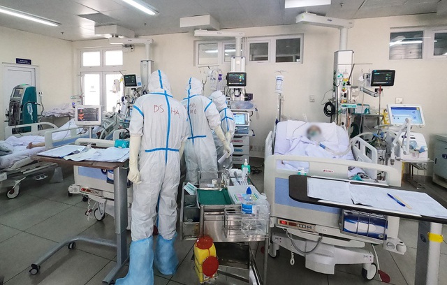 Vietnam to treat Covid as common disease in late June