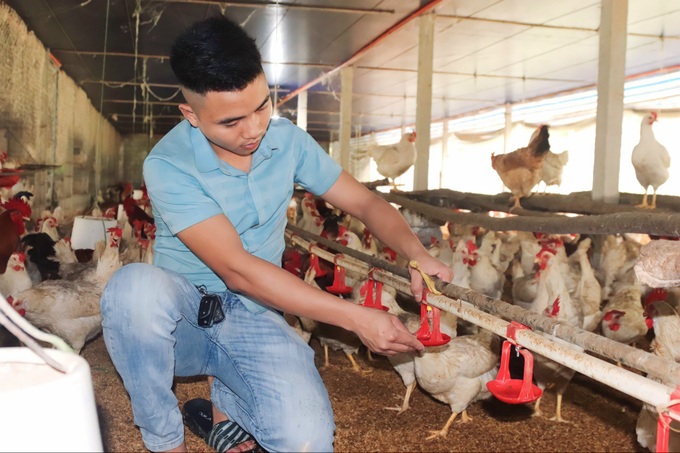 The journey from empty hands to the owner of a billion-dong farm of a young man