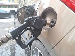 Global Oil Prices Rise Amid Tensions Between US and Iran