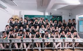 Hanoi Class Achieves 100% Pass Rate for Specialized High School Entrance