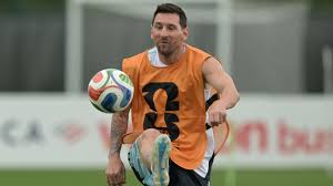 Lionel Messi to Start on Bench for Argentina's Group Finale