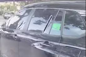 Multiple Cars Vandalized in Tây Hồ, Hanoi