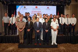 U.S. Navy Secretary Visits Quang Tri to Launch 2026 Pacific Partnership Program