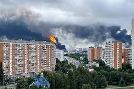 Ukraine's Liman Falls as Russian Forces Advance in Donetsk