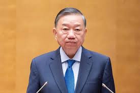 Vietnam's Leaders Emphasize Strategic Economic Development