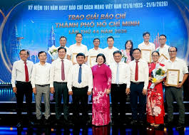Vietnamese Journalism Maintains Public Trust in the Digital Age