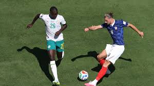 World Cup Final Venue Criticized for Poor Turf Quality