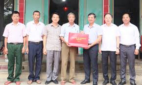 Bac Ninh Leaders Honor Veterans on War Invalids and Martyrs Day