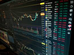 Bitcoin Price Drops Amid U.S.-Iran Tensions