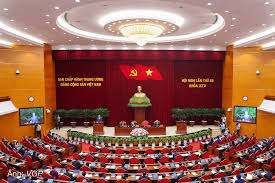 Central Committee Discusses Land Law Amendments