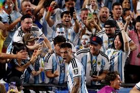 Controversy Surrounds Lautaro Martínez's Non-Red Card Incident