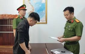 Deputy Store Manager Charged with Embezzlement of Nearly 700 Million VND