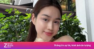 Do Thi Ha Celebrates 26th Birthday with Simplicity