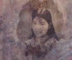 Emotional Discovery in Soldier's Grave: Two Photos Found