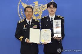 Faker Appointed as Sergeant in South Korean Police