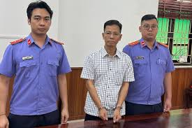 Former Judge Nguyen Dang Phong Arrested for Misconduct