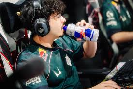 G2 Esports Triumphs Over T1 in Game 2 of League of Legends Clash