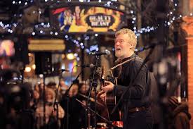 Glen Hansard Dies in Motorcycle Crash in Dublin