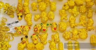 Gold Prices Surge Towards $4,200/ounce