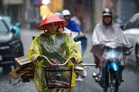 Heavy Rainfall Expected in Northern and Southern Vietnam