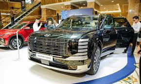 Hyundai Palisade Hybrid Debuts in Vietnam