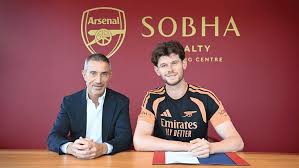 Illan Meslier Signs with Arsenal