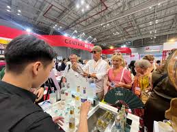 Indian and Chinese Retail Groups Arrive in Ho Chi Minh City