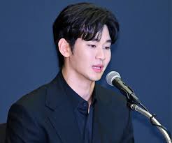 Kim Soo Hyun Cleared of Wrongdoing in Controversial Case
