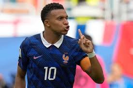 Kylian Mbappé Wins Second Consecutive World Cup Golden Boot