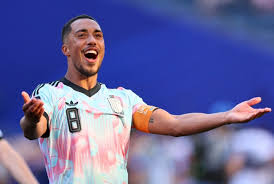 Manchester United Activates Tielemans' Release Clause