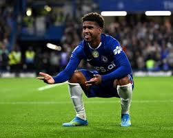 Manchester United Eyes Andrey Santos Amid Chelsea's £50m Valuation