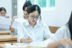 Minimum Admission Score for Social Sciences University Announced