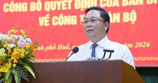 Nguyễn Mạnh Hùng Appointed as Deputy Secretary of Hue City