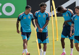 Nico Williams Returns to Training Ahead of Portugal Clash