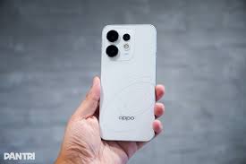 OPPO Launches Reno16 Series in Vietnam Starting at 15 Million VND