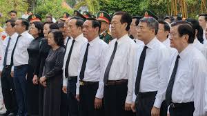 Prime Minister Attends Ceremony for Fallen Soldiers' Remains Search