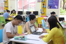 Schools in Ho Chi Minh City Adjust to Enrollment Surge
