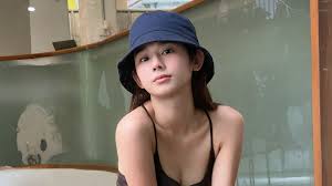 Thư Đan Addresses Dating Rumors and Personal Struggles