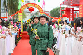 Vietnam's Defense Ministry Clarifies Tattoo and Vision Standards for Military Draft