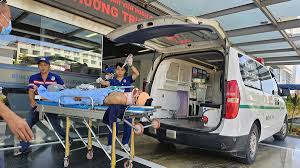 Bus Collision with Container Truck Injures 20 in Nghệ An