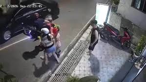 Driver Fined Up to 40 Million VND for Leaving Accident Scene