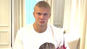 Erling Haaland Shocks Fans with New Short Haircut