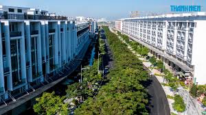 Experts Propose Strategies to Lower Real Estate Prices