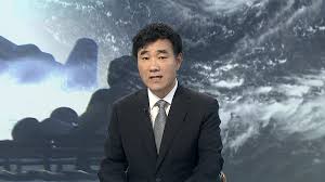 Extreme Heat Eases but Heavy Rain Hits Eastern Coast